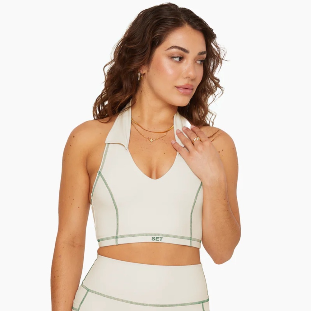 SET ACTIVE Sportbody Collared V Tank Bra in Volley